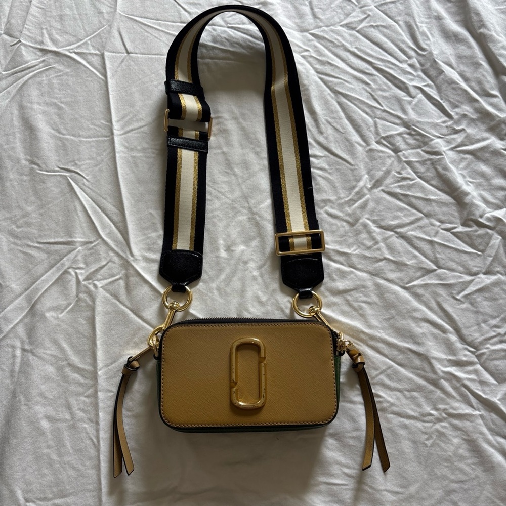 Marc by Marc Jacobs Snapshot shoulder bag Beige Gold White Green